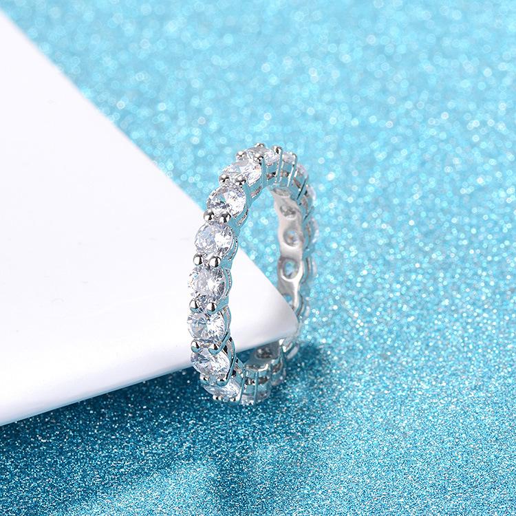 S925 Round VVS Synthetic Moissanite Prong Eternity Wedding Ring Band