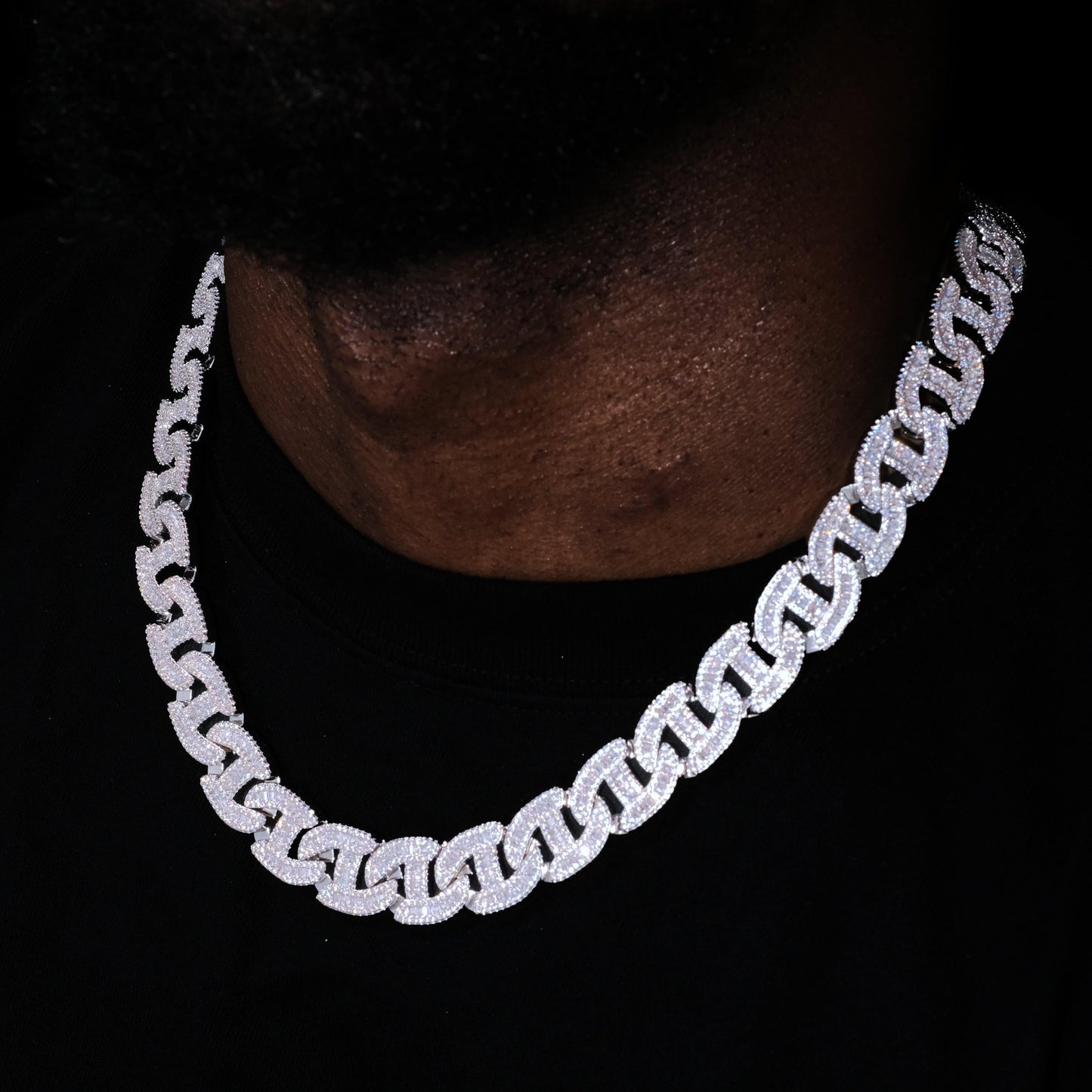 Baguette Chain Link Necklace in White Gold